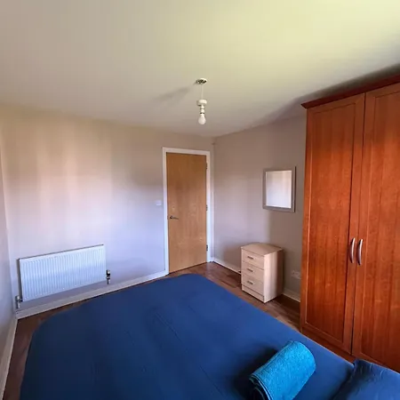 Superb 3-bed Airport