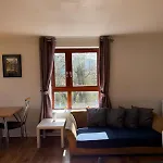 Superb 3-bed Airport Appartement *