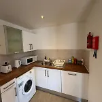 Superb 3-bed Airport