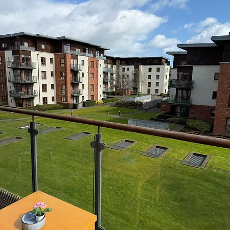 Superb 3-bed Airport Appartement Dublin