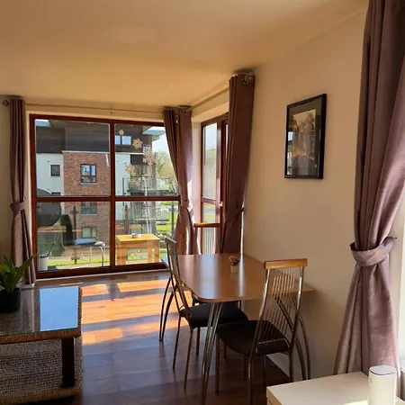 Superb 3-bed Airport Daire
