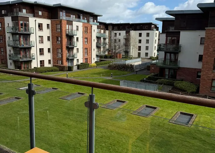 Superb 3-bed Airport Apartment Dublin