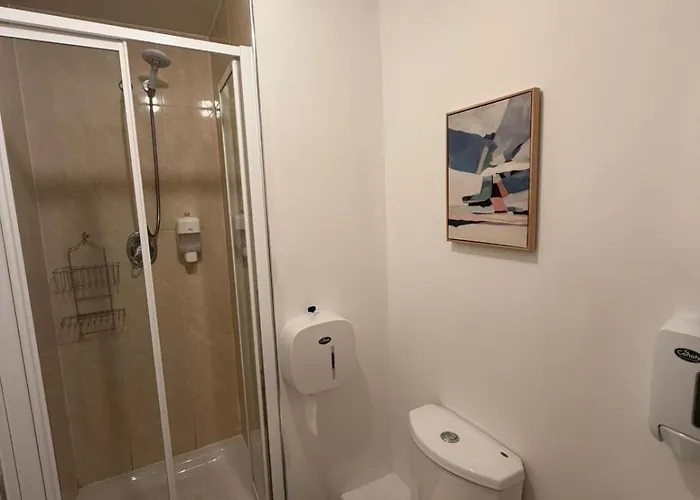 Superb 3-bed Airport