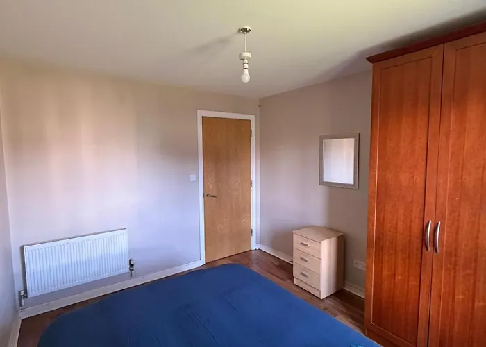 Superb 3-bed Airport