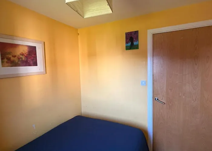 Superb 3-bed Airport